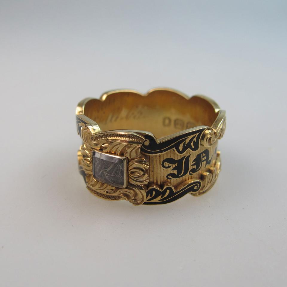English Georgian 18k Yellow Gold Mourning Ring 